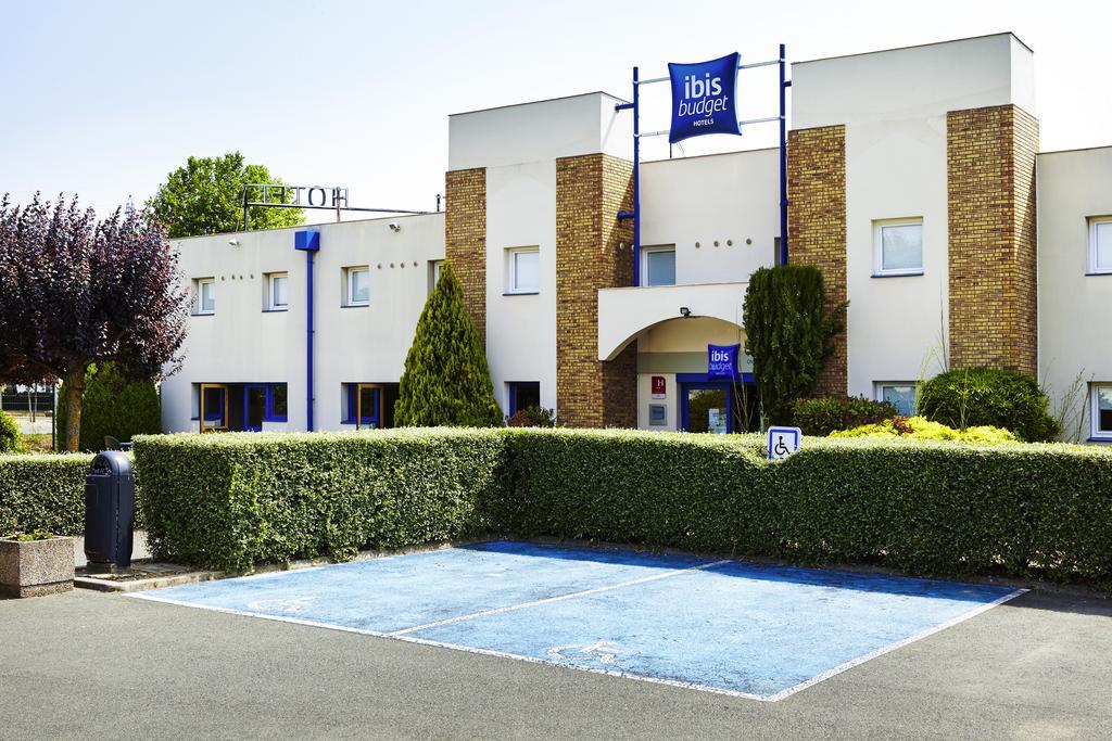 Ibis Budget Chartres Exterior photo